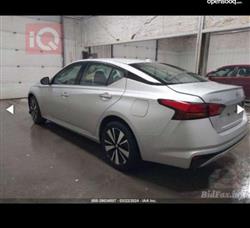 نيسان ألتيما